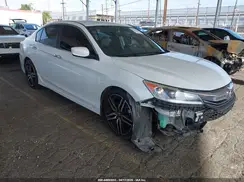 1HGCR2F18HA185176 2017 HONDA ACCORD
