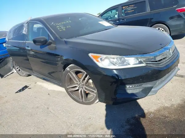 1HGCR2F18HA197182 2017 HONDA ACCORD - Image 1