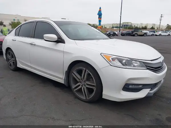 1HGCR2F18HA198803 2017 HONDA ACCORD - Image 1