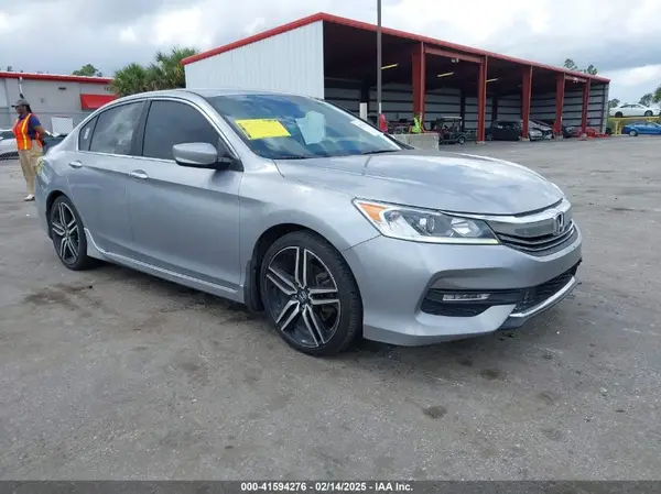 1HGCR2F18HA203420 2017 HONDA ACCORD - Image 1