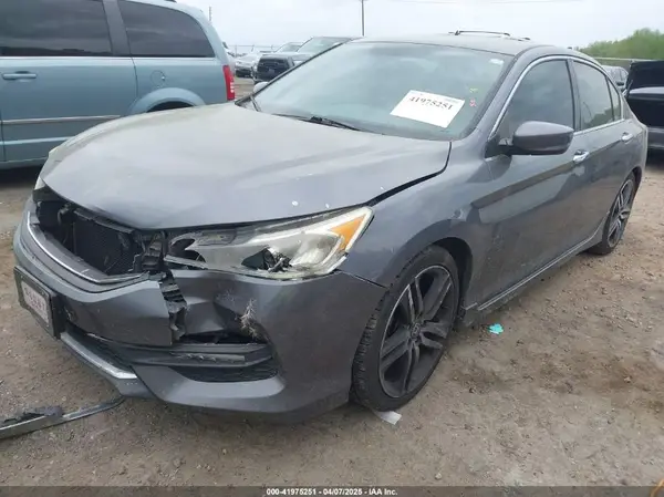 1HGCR2F18HA224283 2017 HONDA ACCORD - Image 2