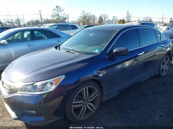 1HGCR2F18HA234196 2017 HONDA ACCORD - Image 2