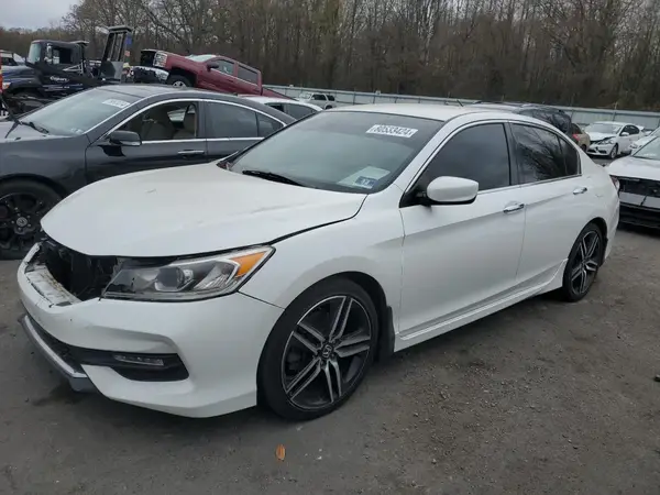 1HGCR2F18HA240807 2017 HONDA ACCORD - Image 1