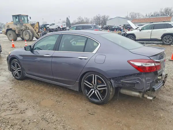 1HGCR2F18HA247563 2017 HONDA ACCORD - Image 2