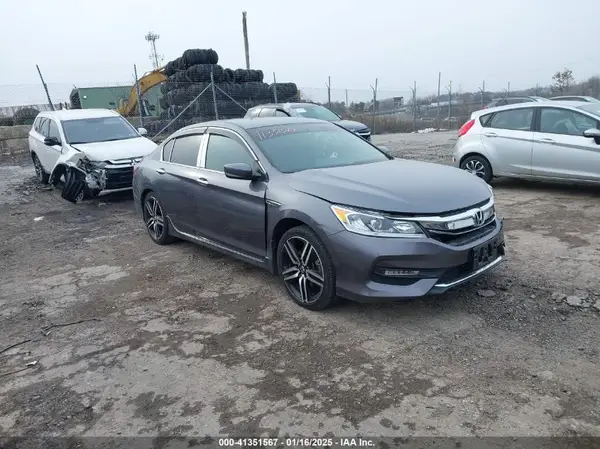 1HGCR2F18HA258868 2017 HONDA ACCORD - Image 1