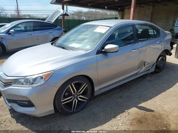 1HGCR2F18HA265125 2017 HONDA ACCORD - Image 2