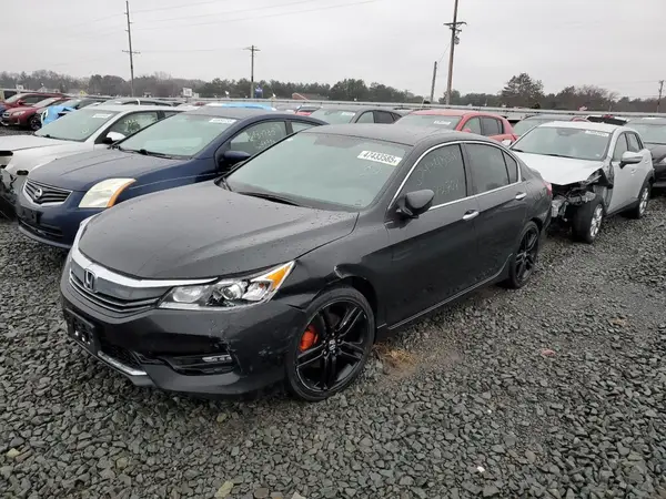 1HGCR2F18HA294401 2017 HONDA ACCORD - Image 1