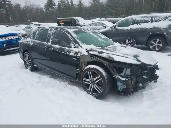 1HGCR2F18HA298528 2017 HONDA ACCORD - Image 1