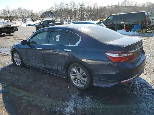 1HGCR2F19HA047310 2017 HONDA ACCORD - Image 2