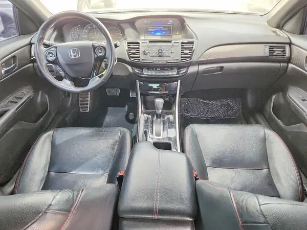 1HGCR2F19HA057805 2017 HONDA ACCORD - Image 8