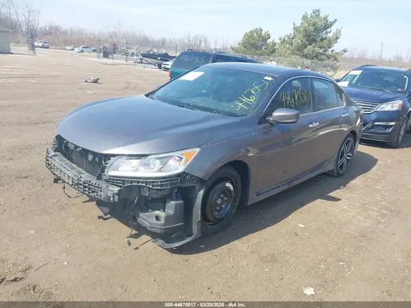1HGCR2F19HA069145 2017 HONDA ACCORD - Image 2