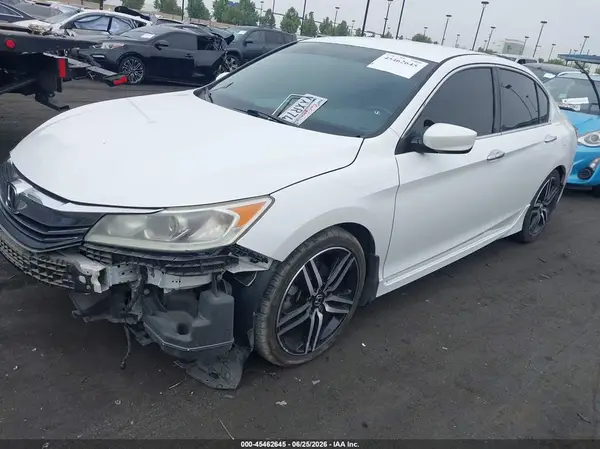 1HGCR2F19HA078301 2017 HONDA ACCORD - Image 2