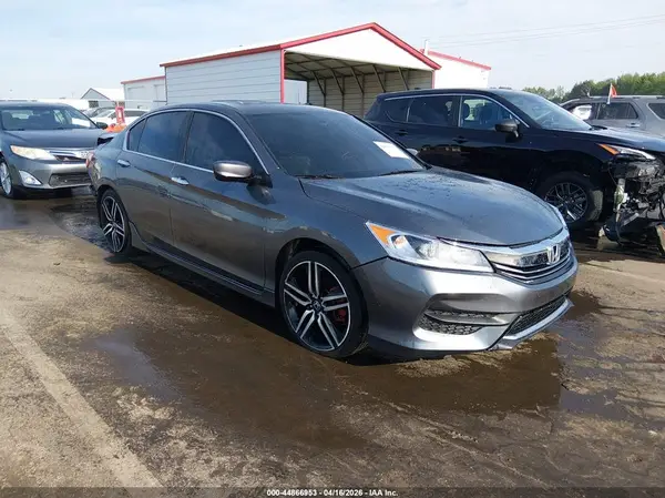 1HGCR2F19HA120644 2017 HONDA ACCORD - Image 1