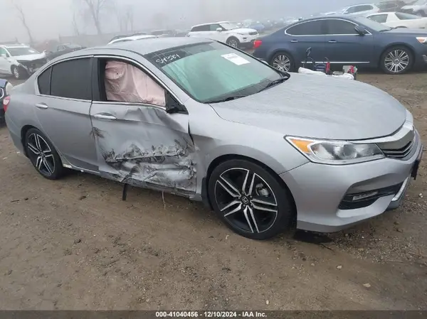 1HGCR2F19HA141252 2017 HONDA ACCORD - Image 1