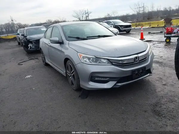 1HGCR2F19HA147858 2017 HONDA ACCORD - Image 1