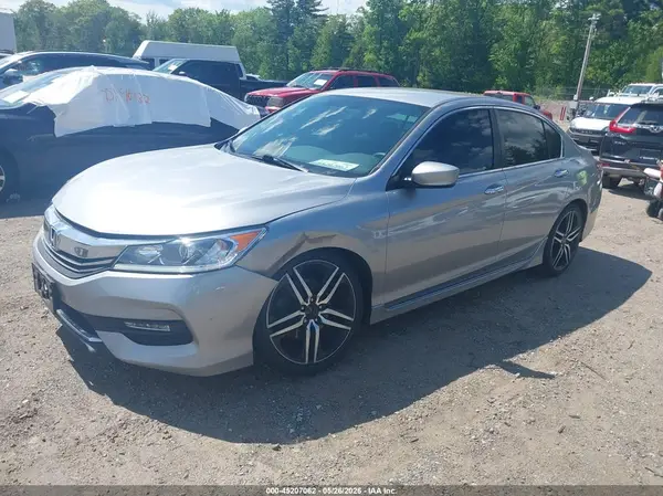 1HGCR2F19HA232523 2017 HONDA ACCORD - Image 2