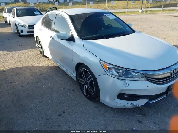 1HGCR2F19HA238872 2017 HONDA ACCORD - Image 1