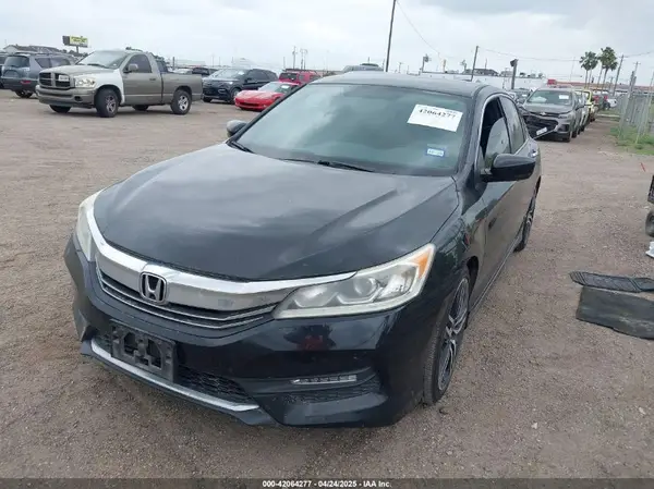 1HGCR2F19HA263495 2017 HONDA ACCORD - Image 2