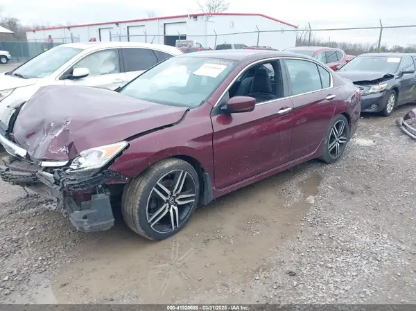 1HGCR2F19HA267952 2017 HONDA ACCORD - Image 2