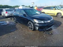 1HGCR2F19HA280717 2017 HONDA ACCORD