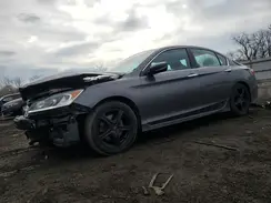 1HGCR2F19HA300772 2017 HONDA ACCORD