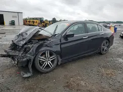 1HGCR2F1XHA004403 2017 HONDA ACCORD