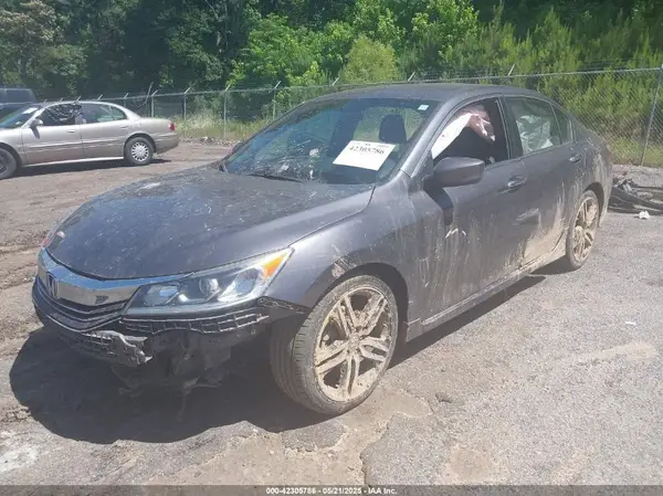 1HGCR2F1XHA007673 2017 HONDA ACCORD - Image 2