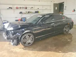 1HGCR2F1XHA010704 2017 HONDA ACCORD
