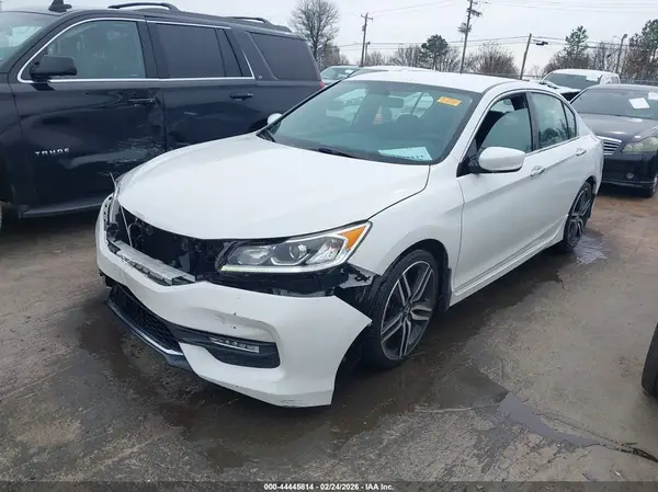 1HGCR2F1XHA012176 2017 HONDA ACCORD - Image 2
