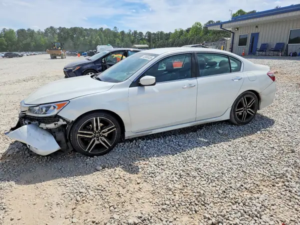 1HGCR2F1XHA012596 2017 HONDA ACCORD - Image 1