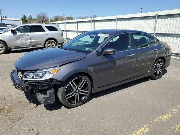 1HGCR2F1XHA035053 2017 HONDA ACCORD - Image 1