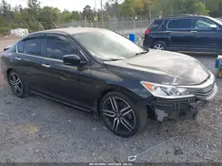 1HGCR2F1XHA040124 2017 HONDA ACCORD