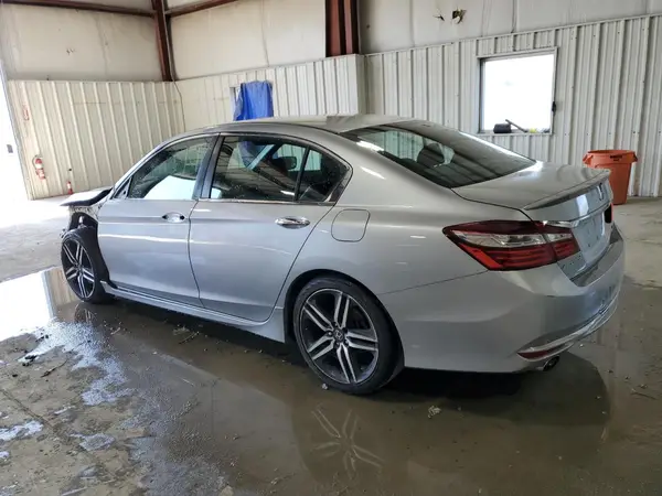 1HGCR2F1XHA057876 2017 HONDA ACCORD - Image 2