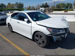 1HGCR2F1XHA062821 2017 HONDA ACCORD