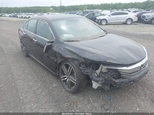 1HGCR2F1XHA065654 2017 HONDA ACCORD - Image 1