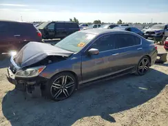 1HGCR2F1XHA070840 2017 HONDA ACCORD