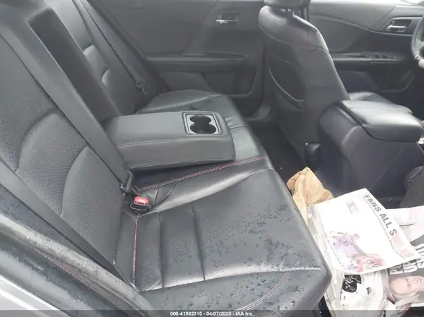 1HGCR2F1XHA073561 2017 HONDA ACCORD - Image 8