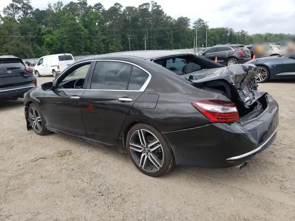 1HGCR2F1XHA074600 2017 HONDA ACCORD - Image 2