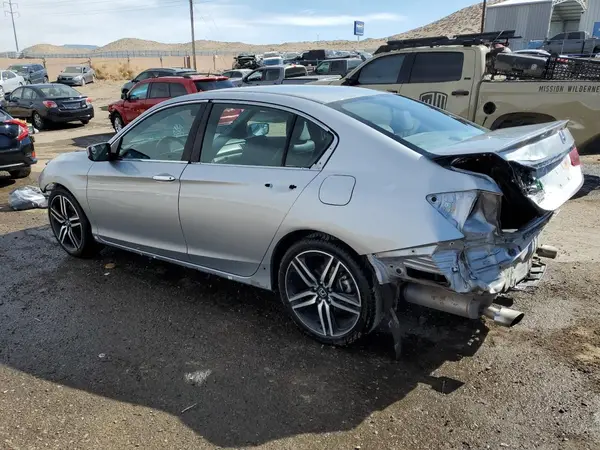 1HGCR2F1XHA104419 2017 HONDA ACCORD - Image 2