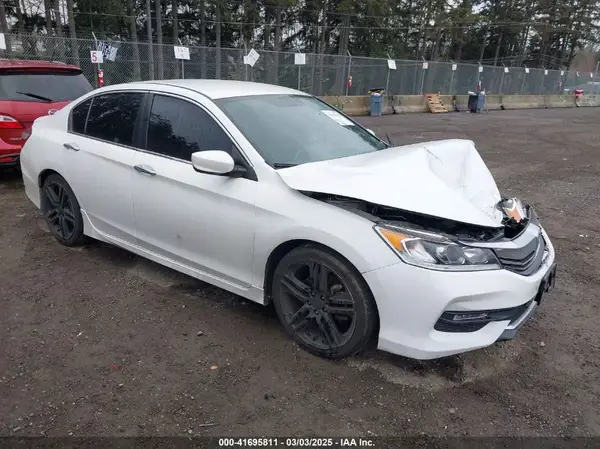 1HGCR2F1XHA118644 2017 HONDA ACCORD - Image 1