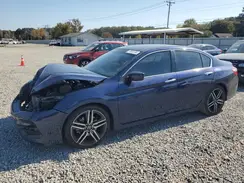 1HGCR2F1XHA141129 2017 HONDA ACCORD
