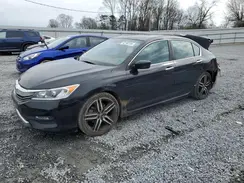1HGCR2F1XHA168797 2017 HONDA ACCORD