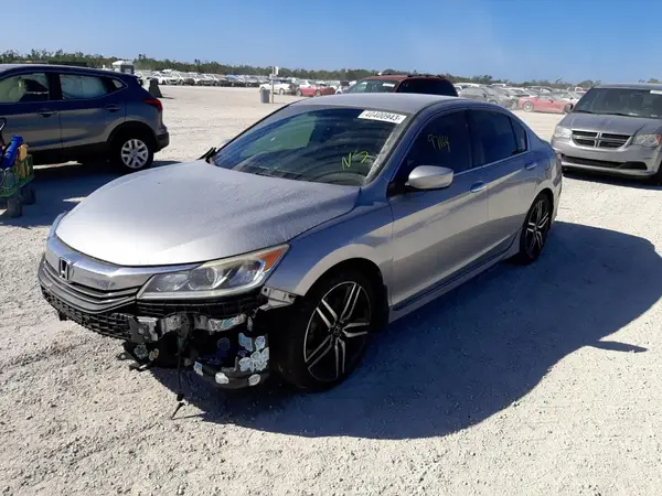 1HGCR2F1XHA168816 2017 HONDA ACCORD - Image 1