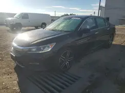 1HGCR2F1XHA184143 2017 HONDA ACCORD