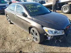 1HGCR2F1XHA204617 2017 HONDA ACCORD
