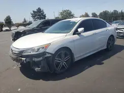1HGCR2F1XHA215844 2017 HONDA ACCORD