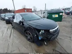 1HGCR2F1XHA219005 2017 HONDA ACCORD