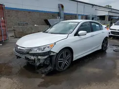 1HGCR2F1XHA222311 2017 HONDA ACCORD