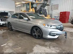 1HGCR2F1XHA257575 2017 HONDA ACCORD