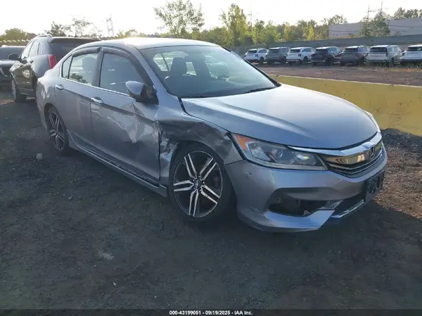 1HGCR2F1XHA265109 2017 HONDA ACCORD - Image 1